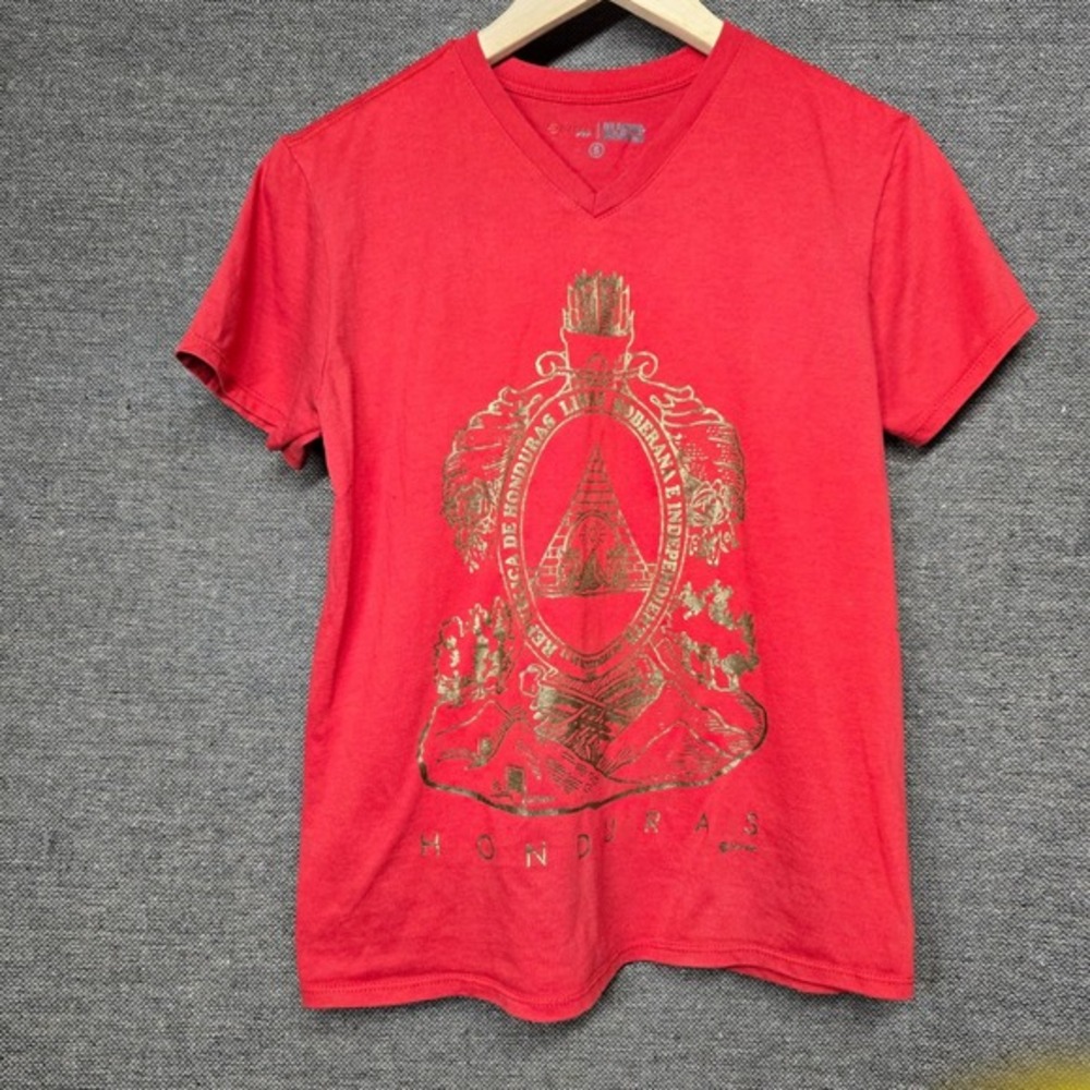 Pacer Fit Honduras Coat of Arms Graphic T-Shirt Red V-Neck‎ Small Gold Metallic